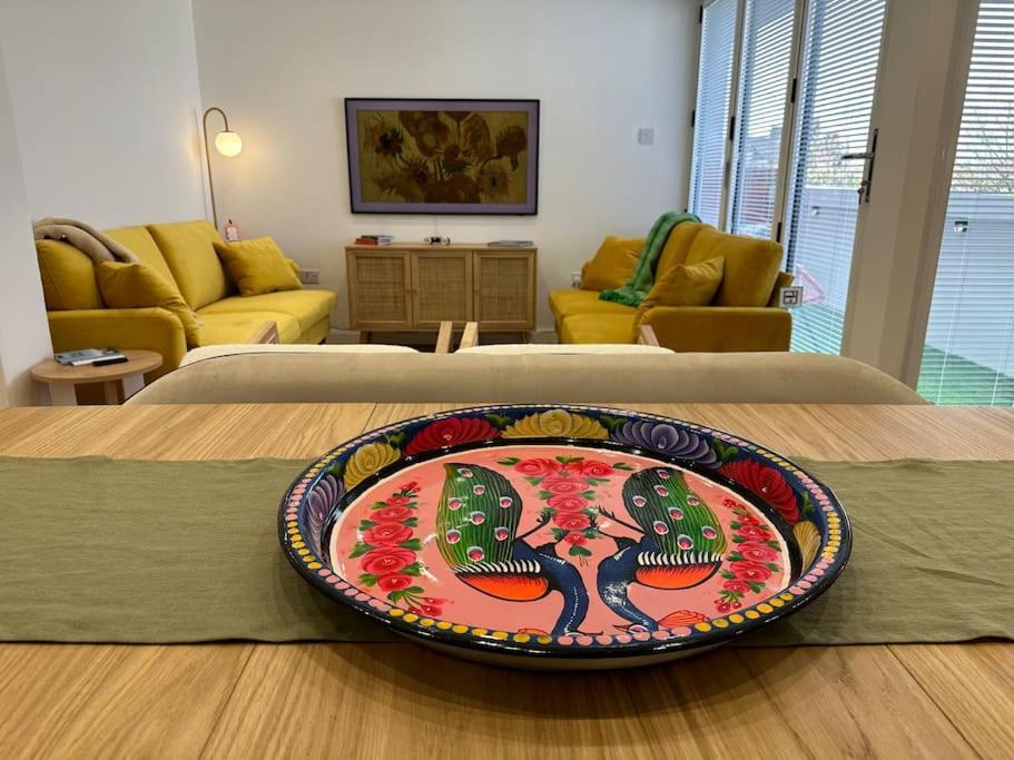 Stylish, Smart & Fun 4 Bed Home Londres Extérieur photo