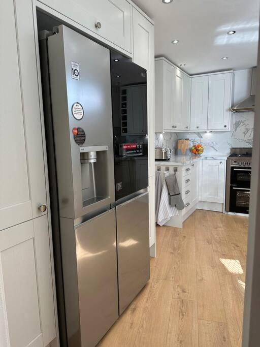 Stylish, Smart & Fun 4 Bed Home Londres Extérieur photo