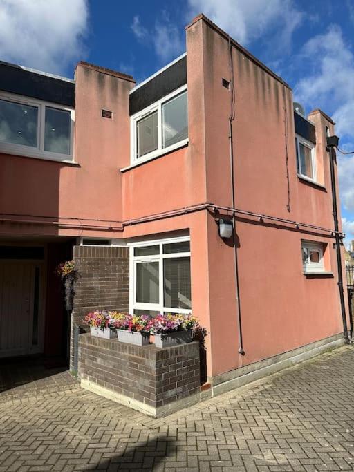 Stylish, Smart & Fun 4 Bed Home Londres Extérieur photo