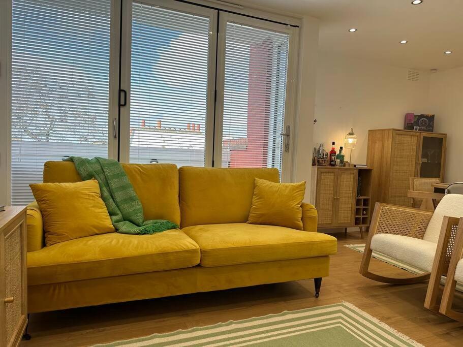 Stylish, Smart & Fun 4 Bed Home Londres Extérieur photo